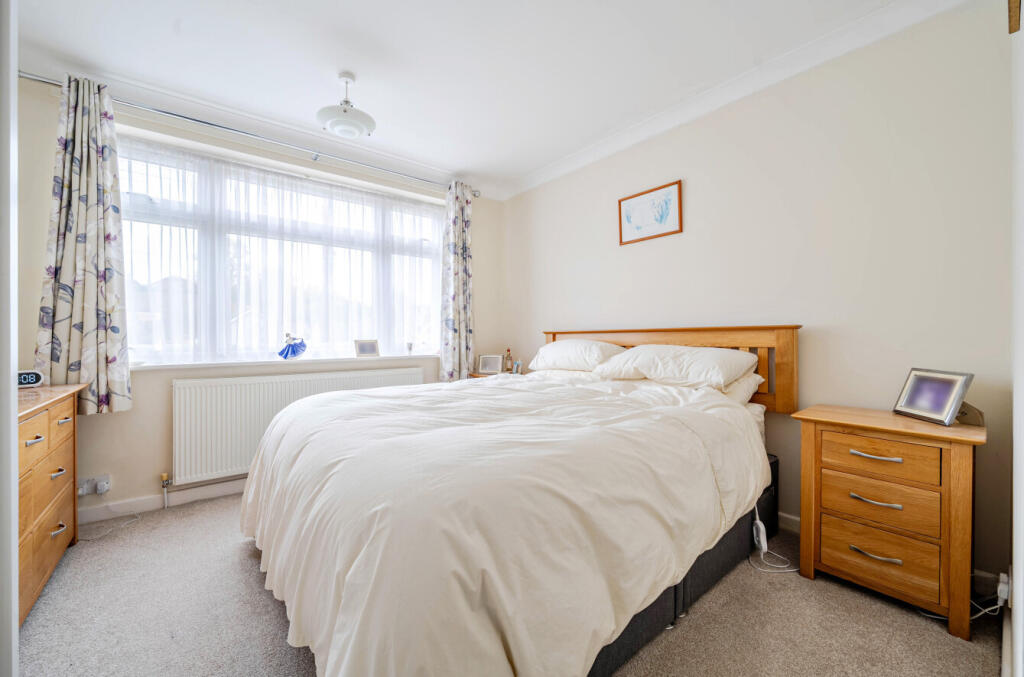 1377371-21-690dc4...