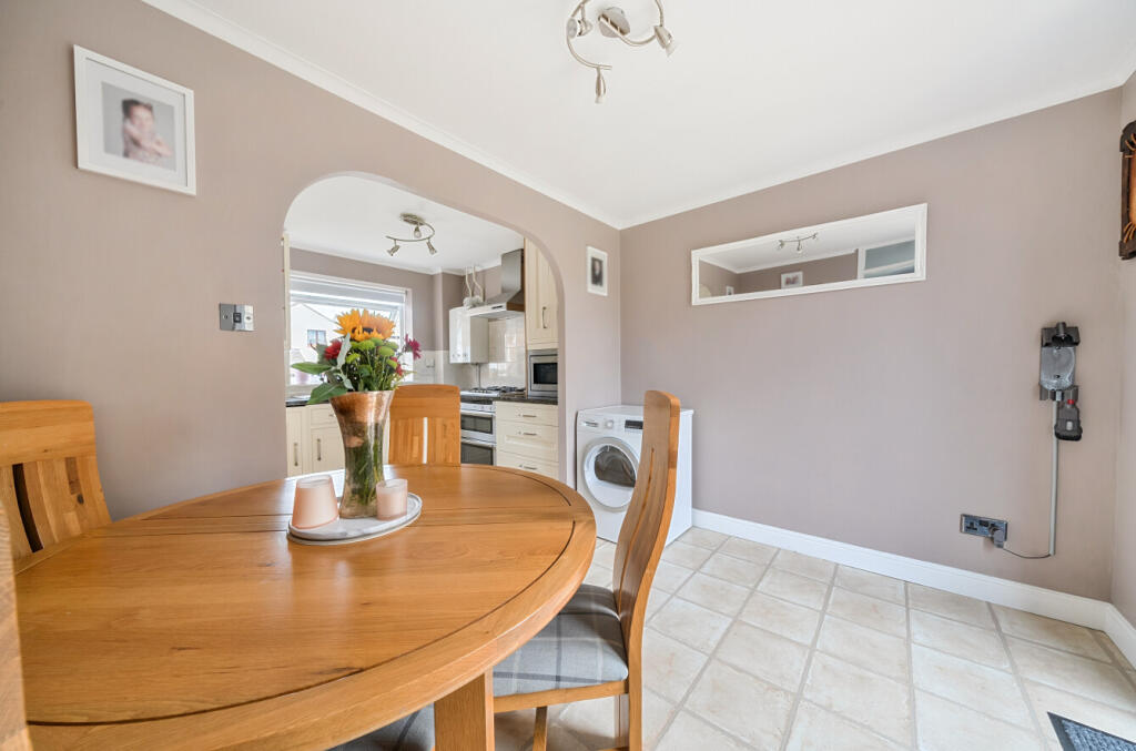 13408544689de16c29570