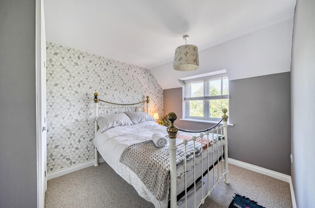 1319641-10-686809...