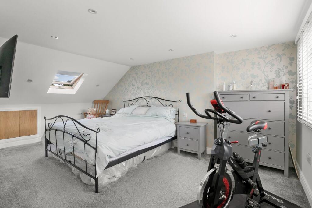 Second Floor - Bed 1 (2).jpg