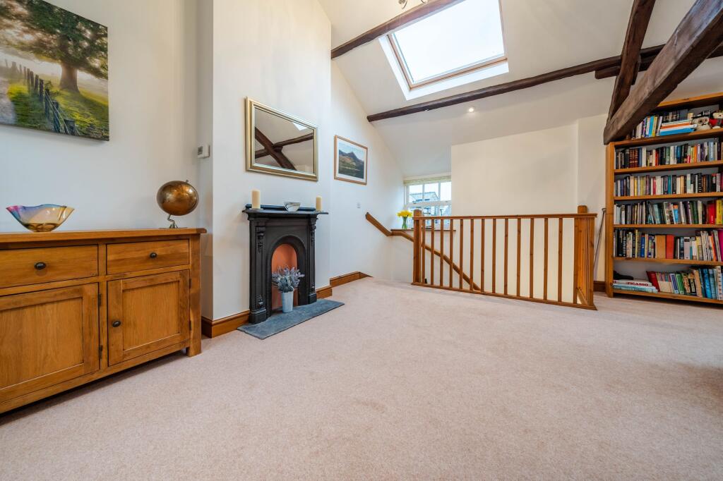 SITTING ROOM