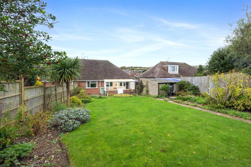 Hangleton Valley Drive, 71-019.jpg