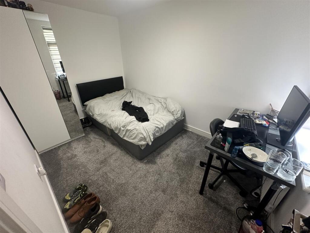 16ds.room2.JPG