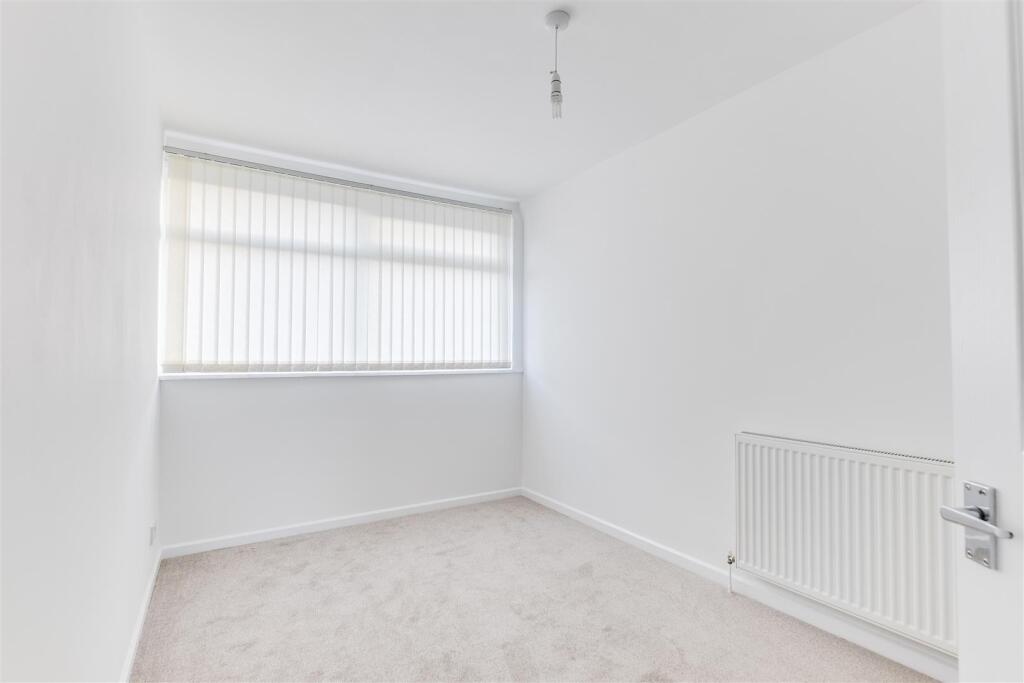 Meadow Close, Neston, Cheshire