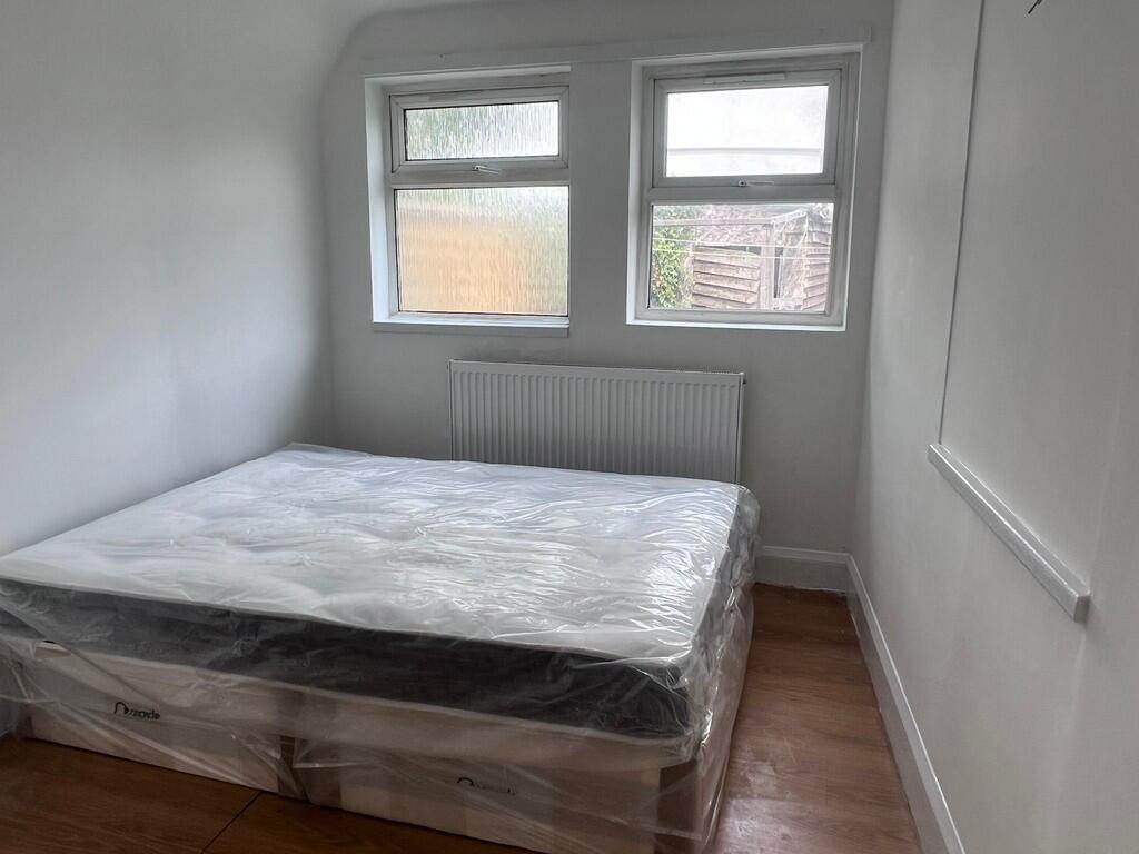 bed 1
