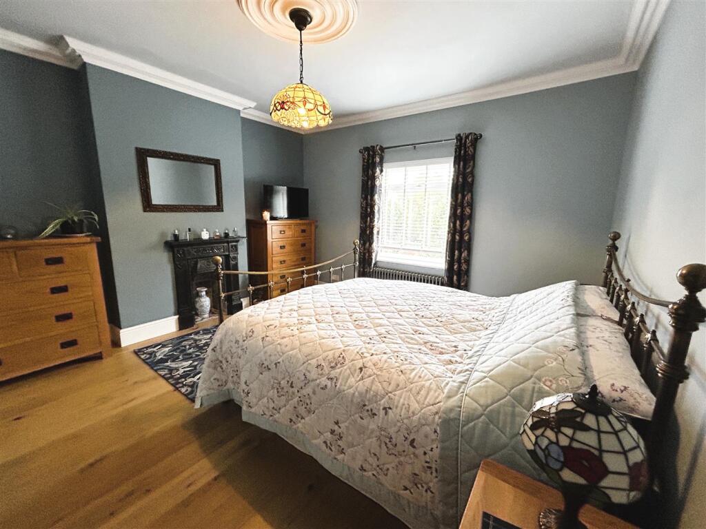 bed1.JPG