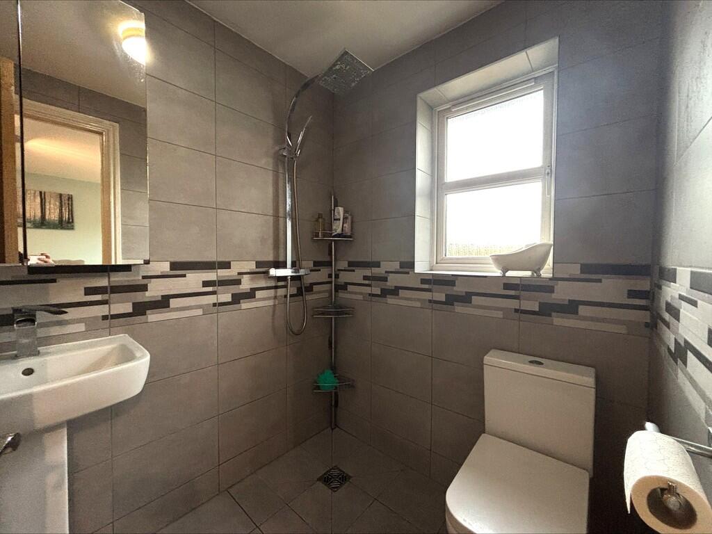 processed-FA39E00...