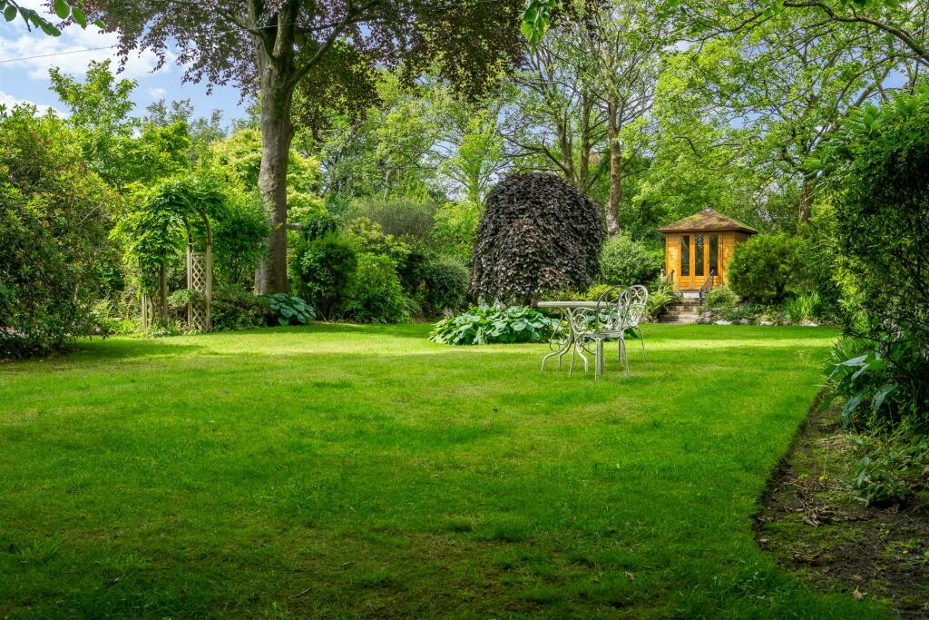 Sweeping Lawn and Summer House