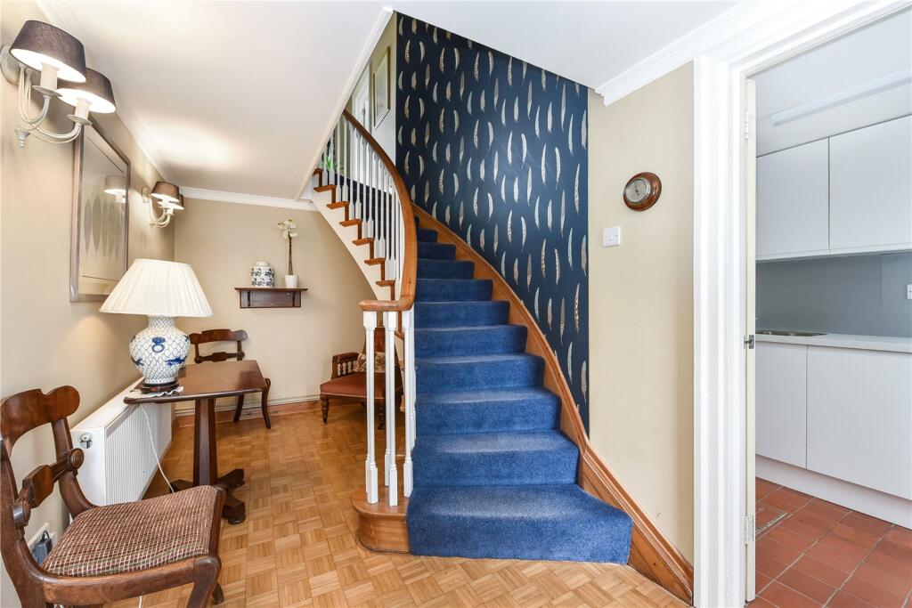 Entance Hallway