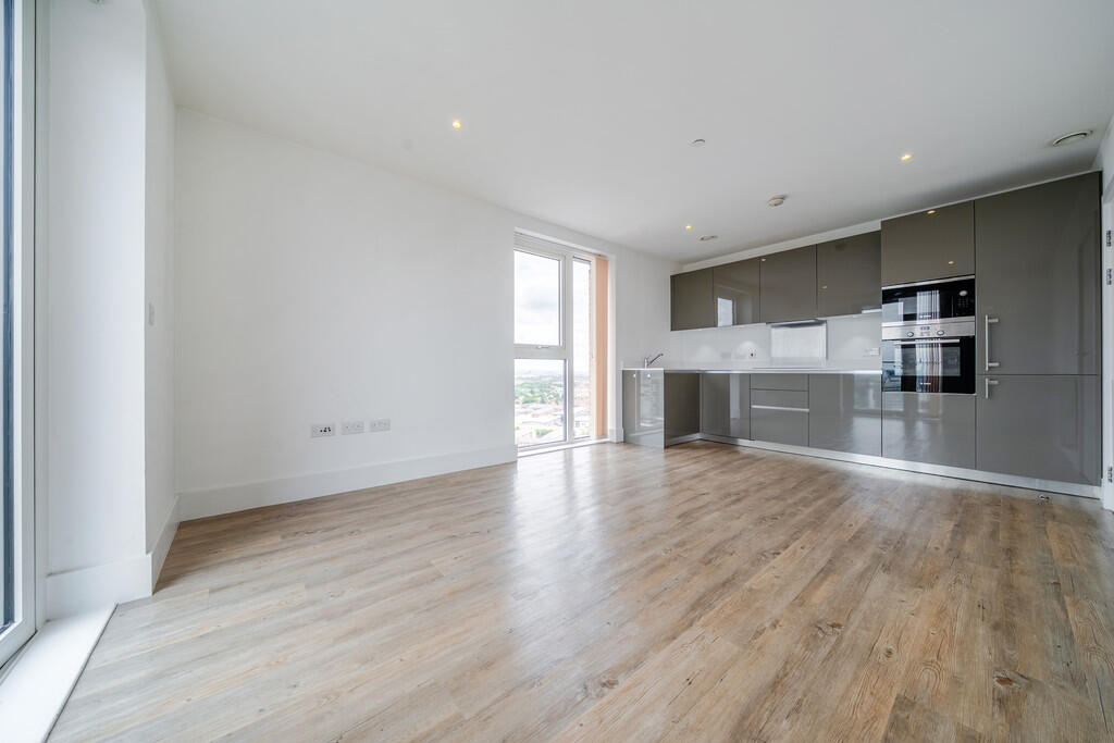 1332566-18-688cbd...