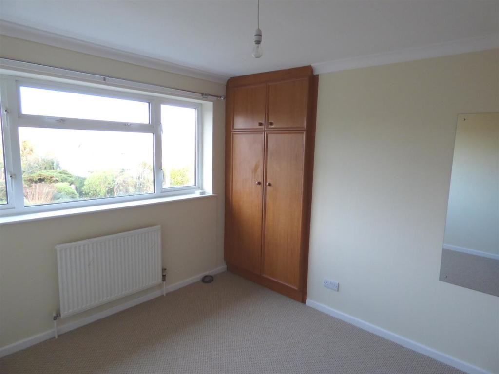 Bedroom 1   .JPG