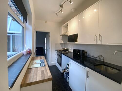Kitchen 001