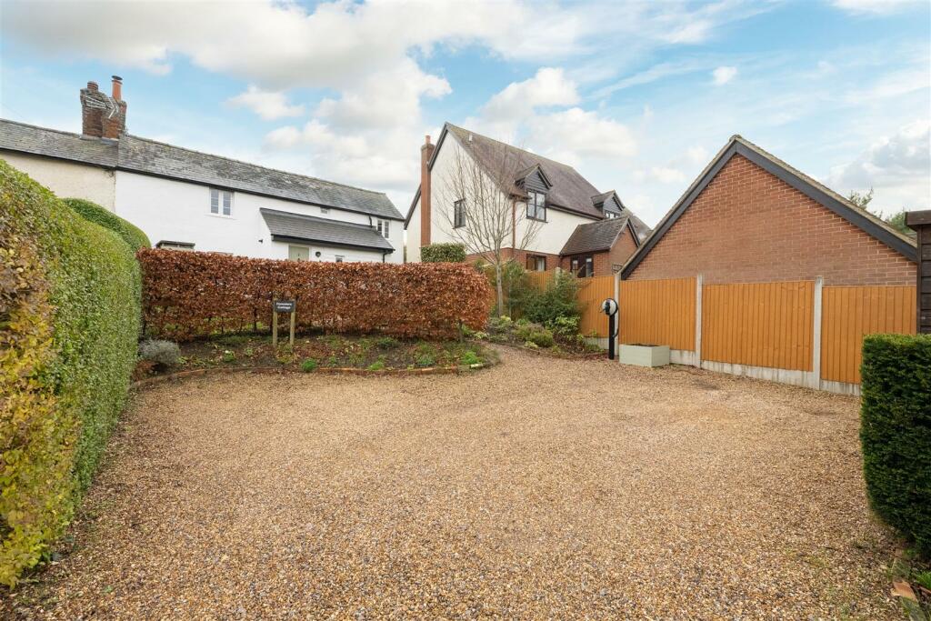 Forresters Cottage, Pirton-34.jpg