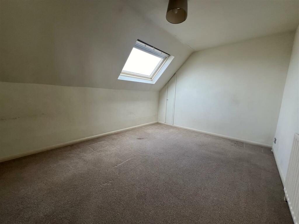 Bedroom 2.jpg