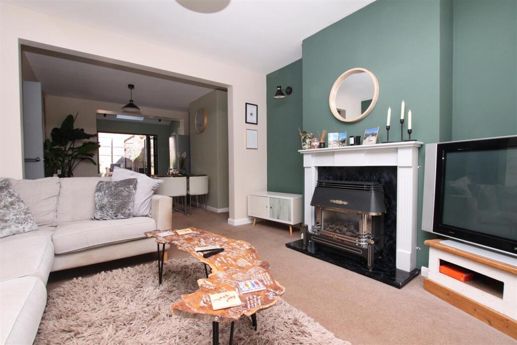 Living Dining Room.JPG