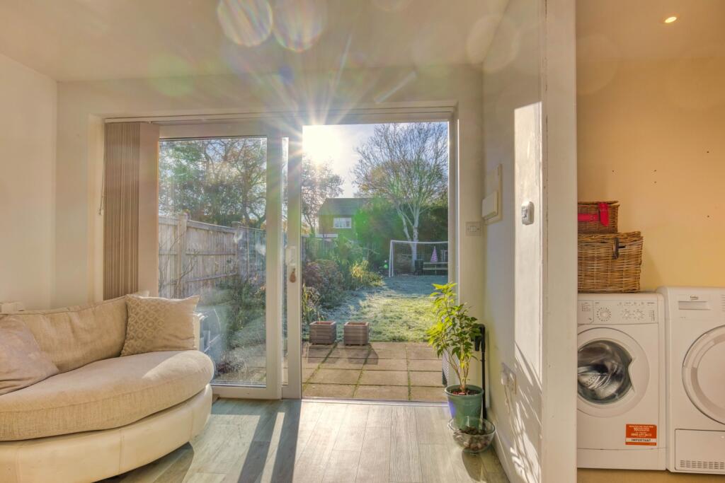 Ewemove Taunton Fullands Road (21)