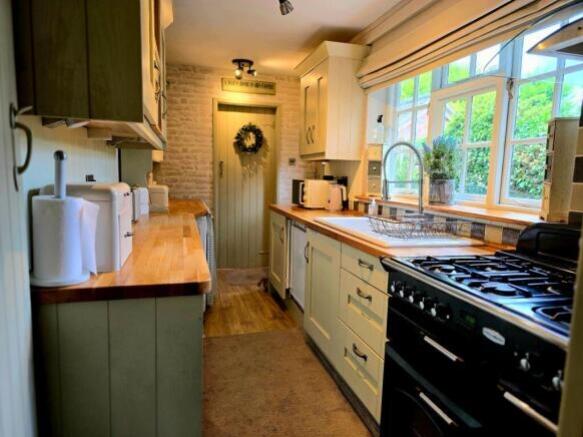 Kitchen - Wisteria Cottage Marsh Lane Charlotte Th