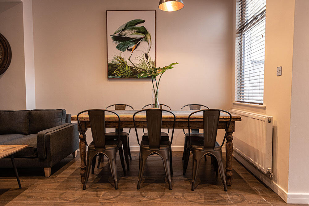 MR Dining Area