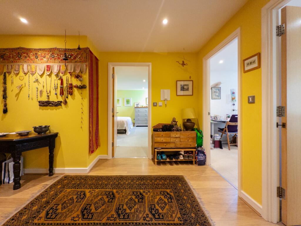 20251125123024 - 2025-11-25_10-25-24 - 508 Neptune