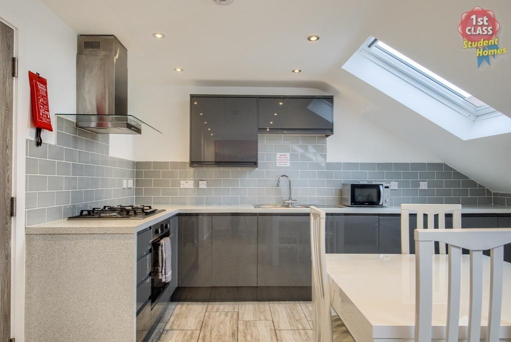 Kitchen/Living Room