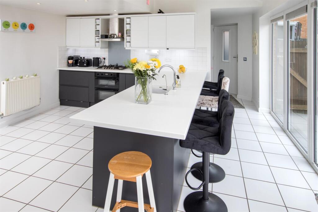 35 Coniston close 14.jpg