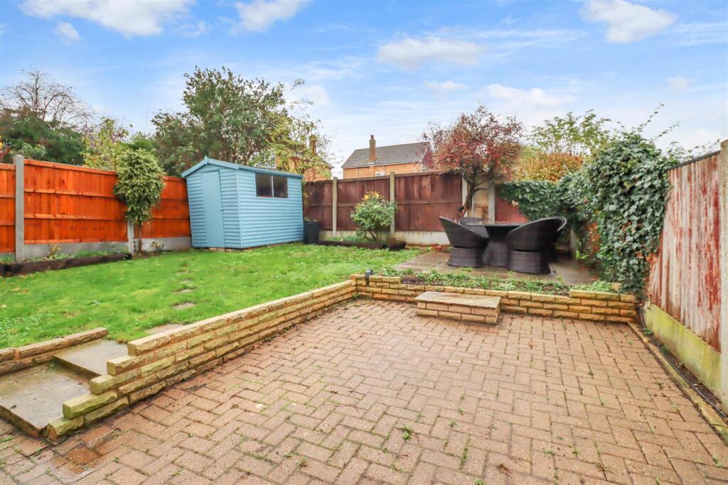 24 TRINDER WAY OUTSIDE 2025-3dp.jpg