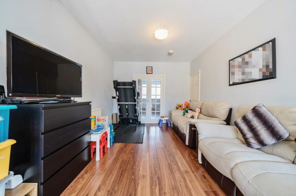 Davidson Frost-Wellings, DFW, Langland Crescent, S