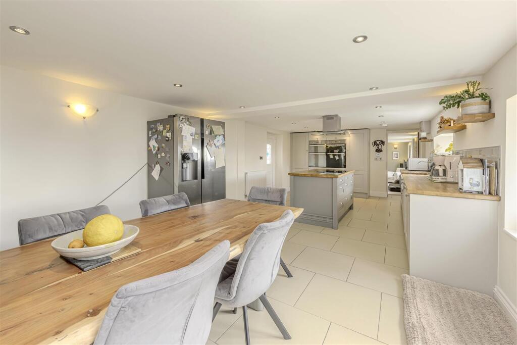 Kitchen Diner