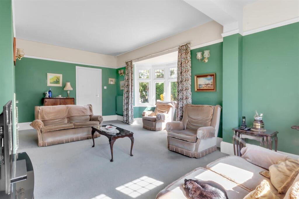 Sitting Room 3.jpg