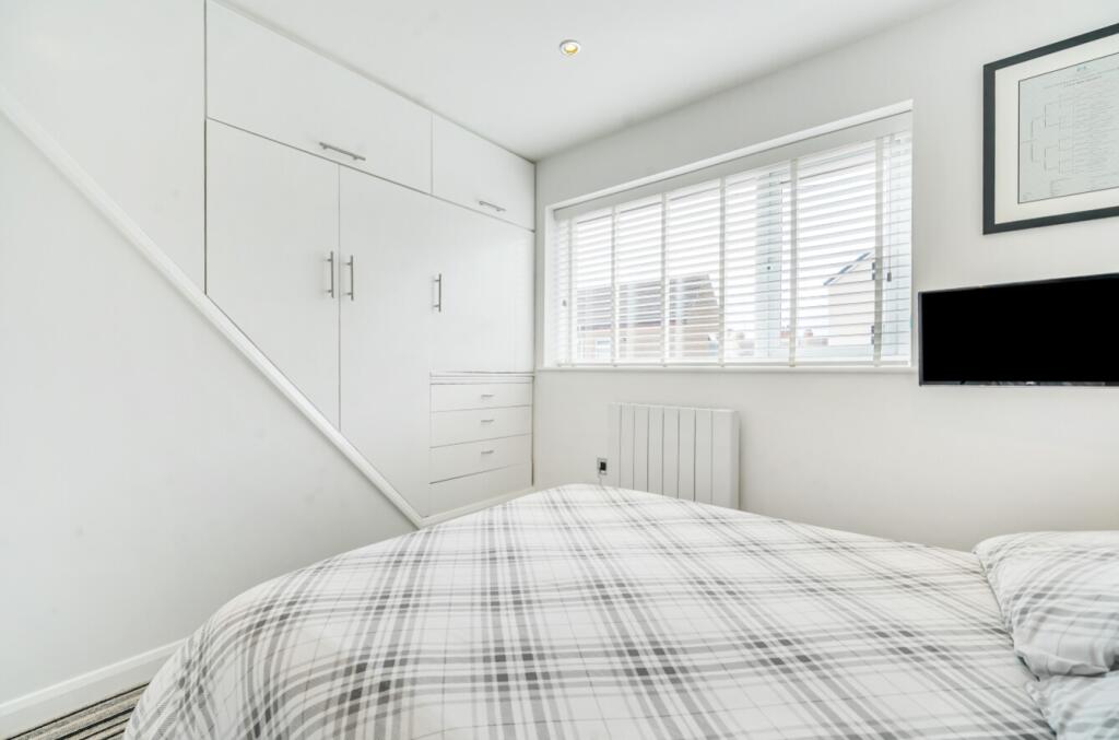 1343439-12-68ac13ca3d897