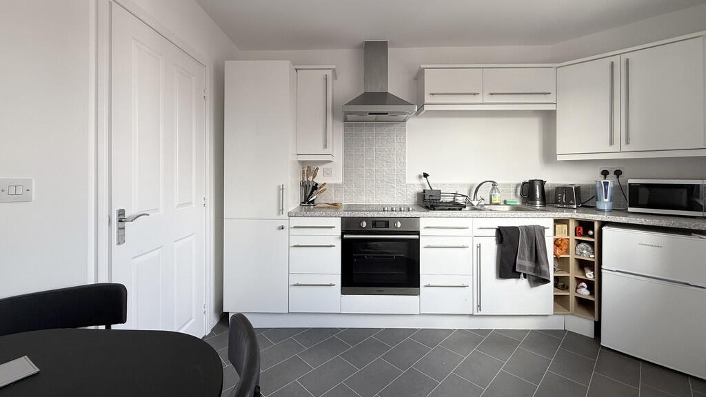 Kitchen/dining ro...