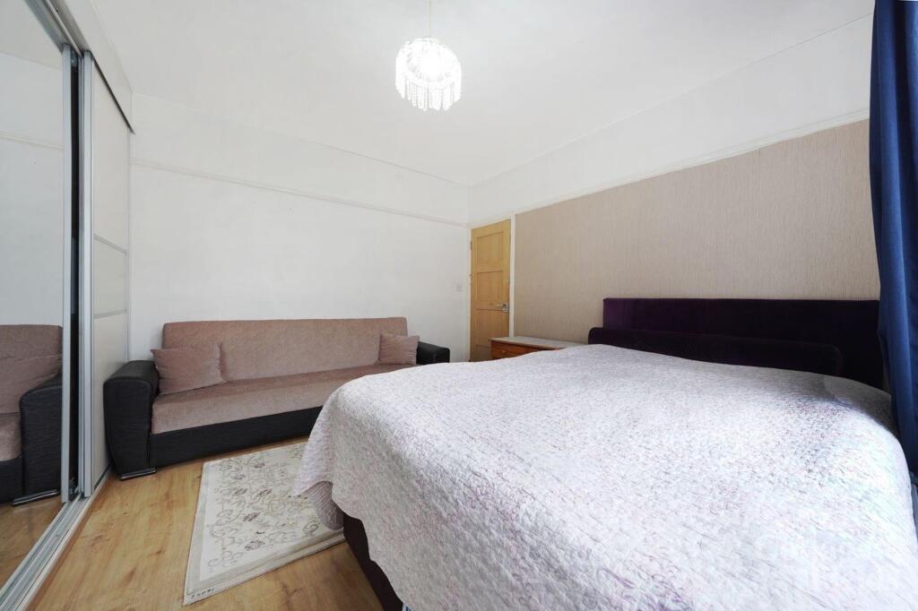 129 Tottenhall Road - eAIN5jsEuR0CAyoM26VV.jpg