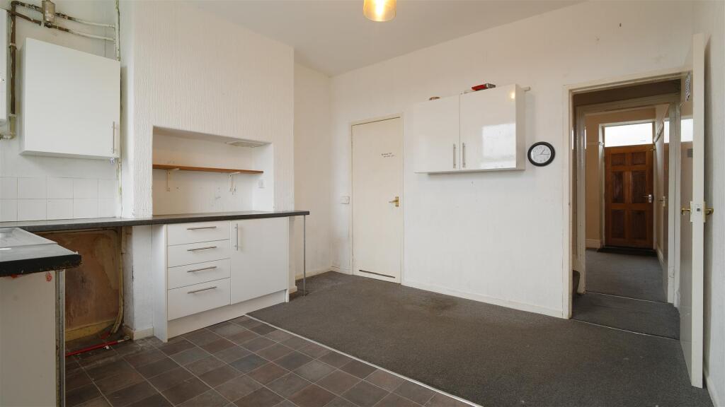 27BlakeneyRd-17.jpg