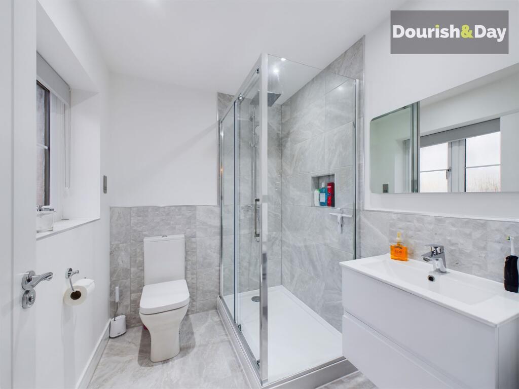 Bedroom 2 En-Suite