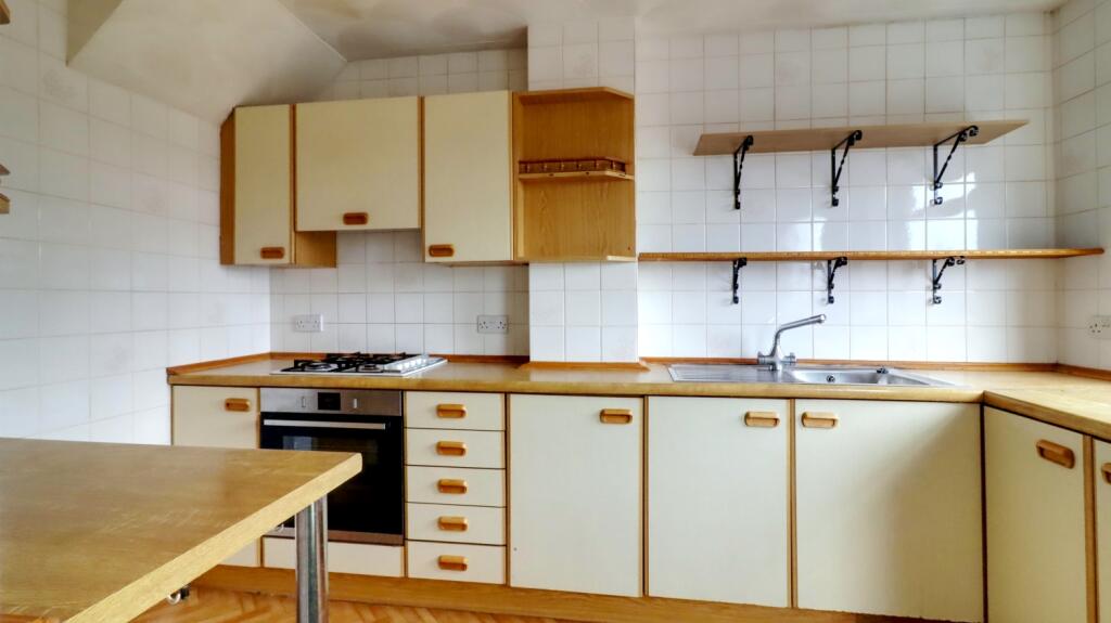 2. Kitchen 2