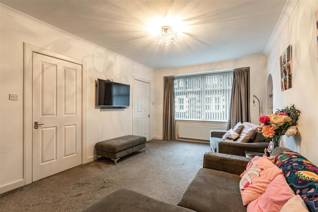 2 Abbots Place Galashiels 09.JPG