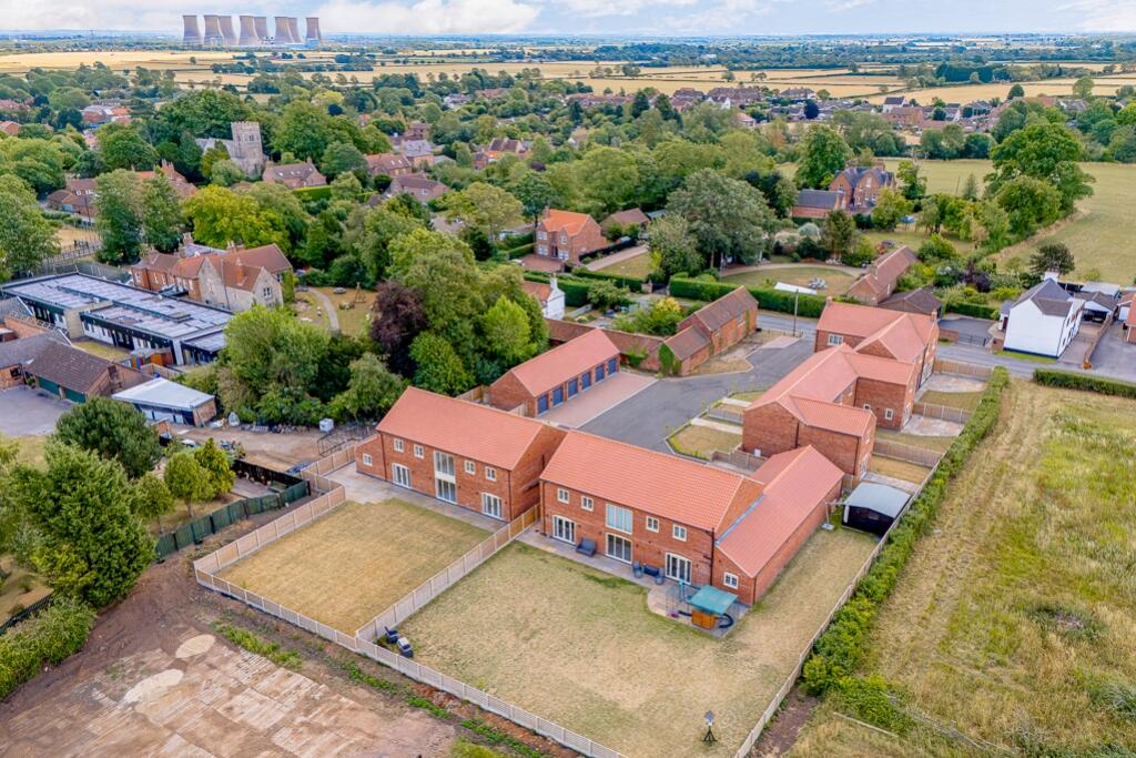 Street Scenes, Windmill Grove (South Leverton)-2