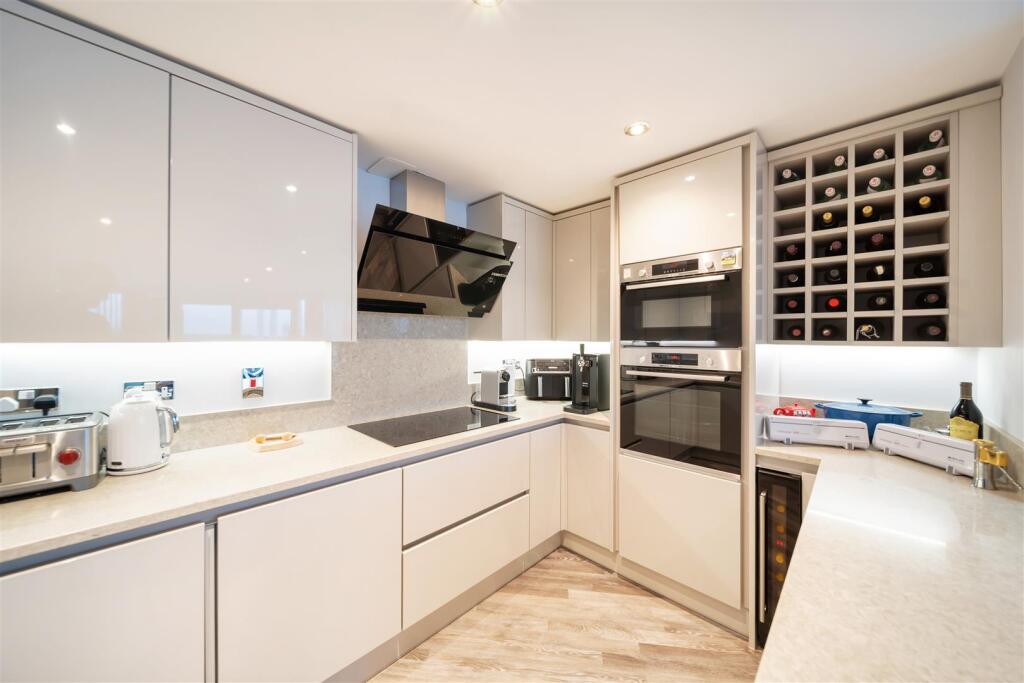 Flat 1003-27.jpg