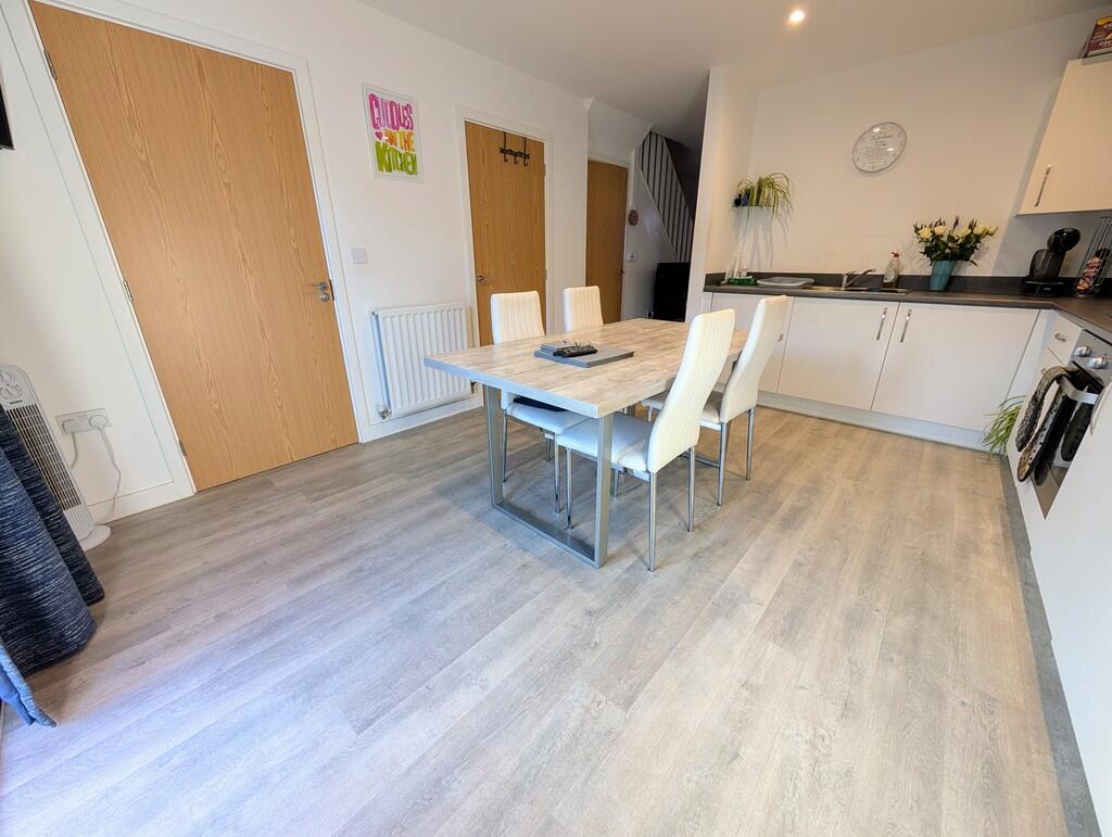 PXL_20251125_0948...