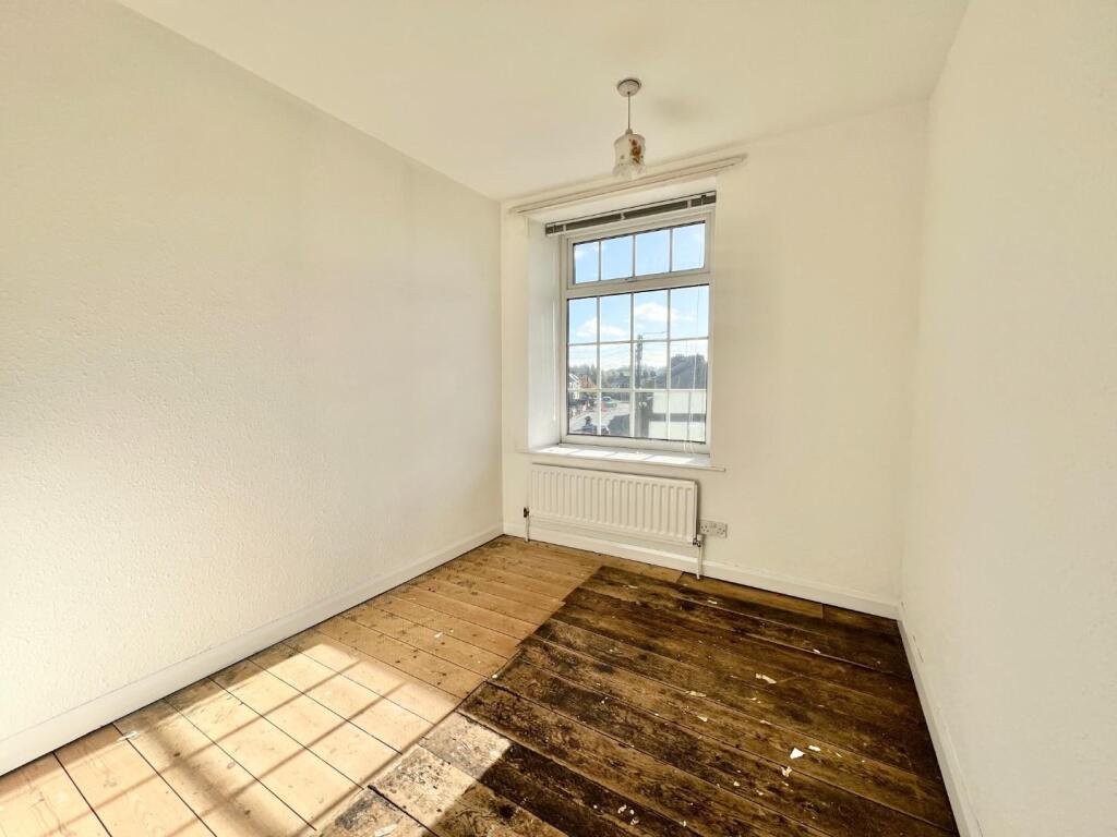 Bedroom (front)