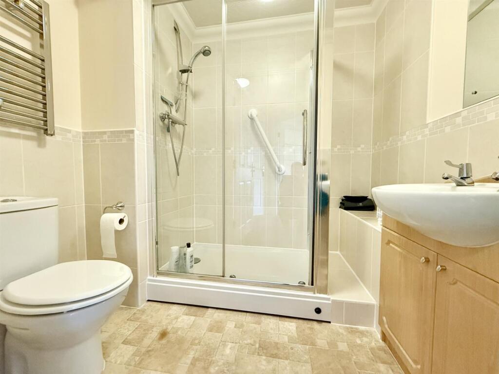 ShowerRoom.jpg