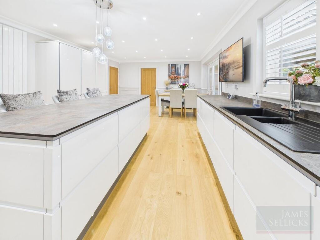 Open-plan living Kitchen