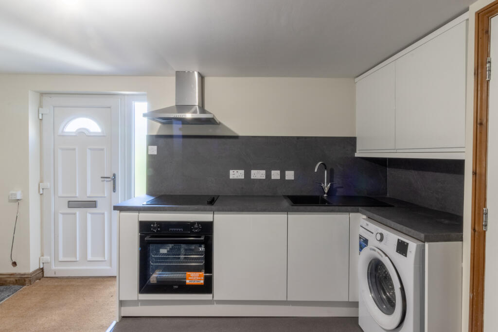 Commercial Street (24 of 25)