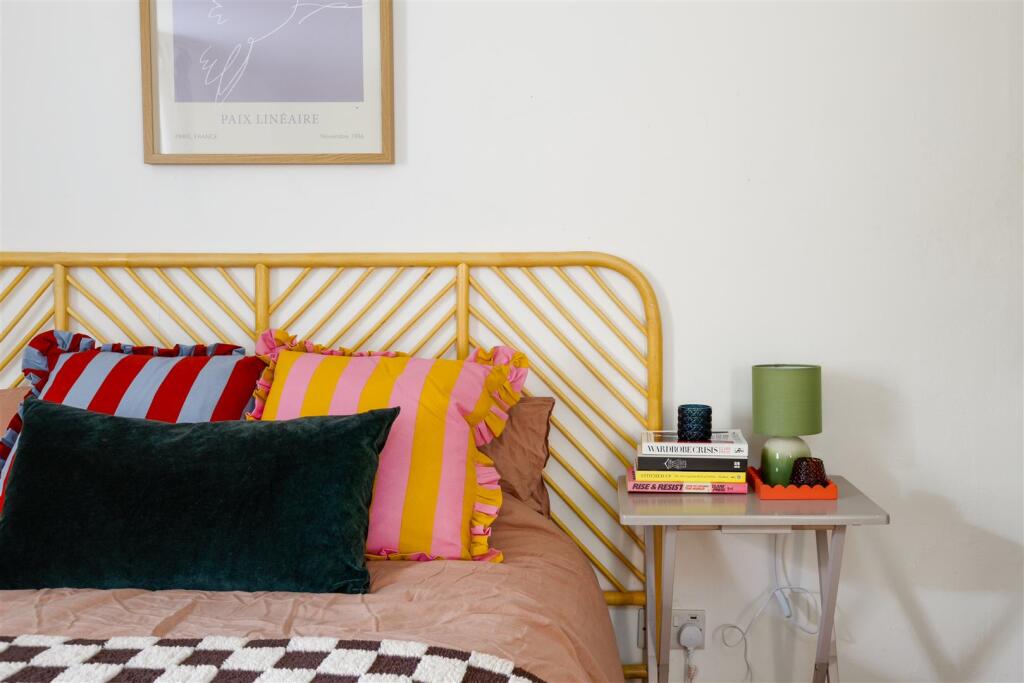 Flat 1, 23 Bath Buildings, BS6-9.jpg