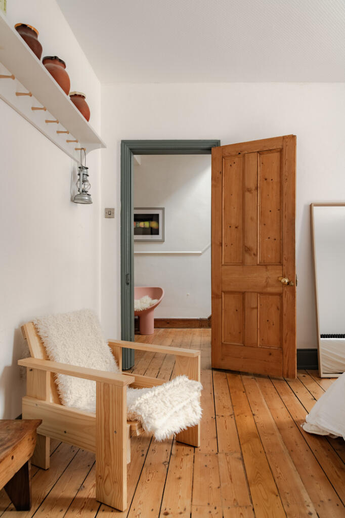 262655 - 33 Emerald Street 65.jpg