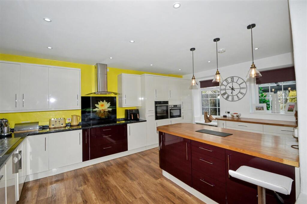 Kitchen.jpeg