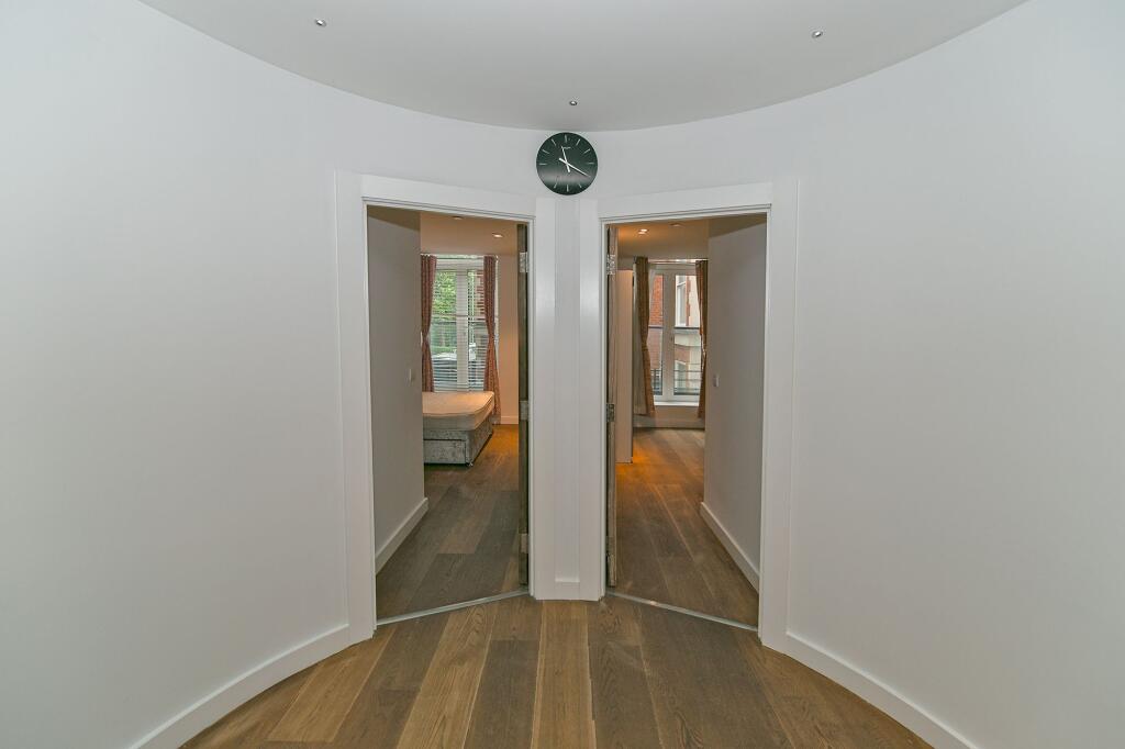 Enttrance To Both Bedrooms
