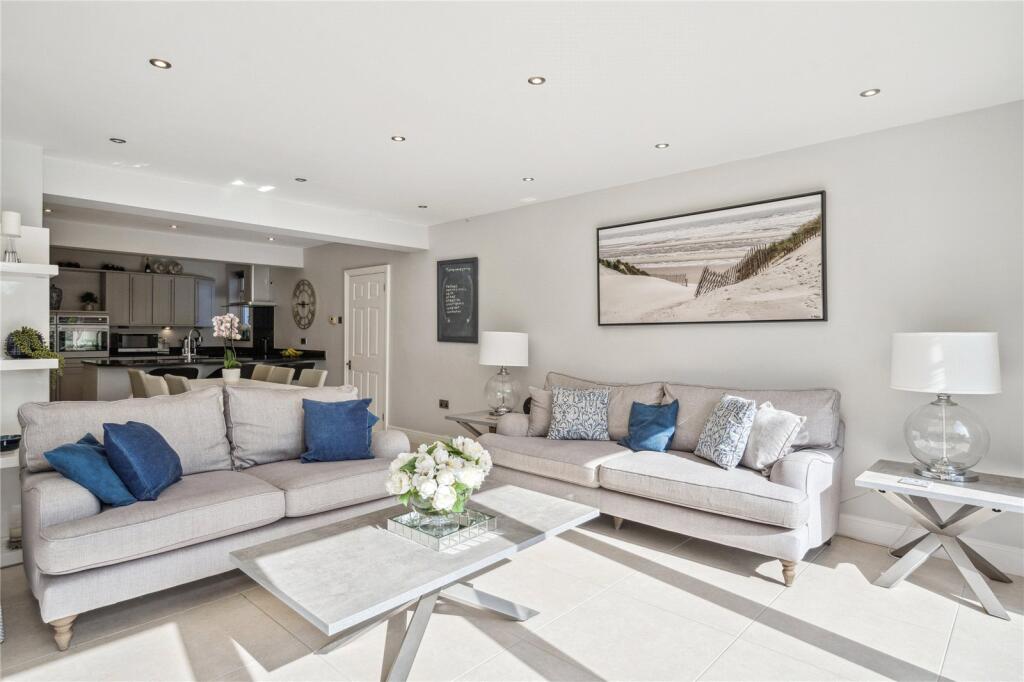 Kitchen/Family Room