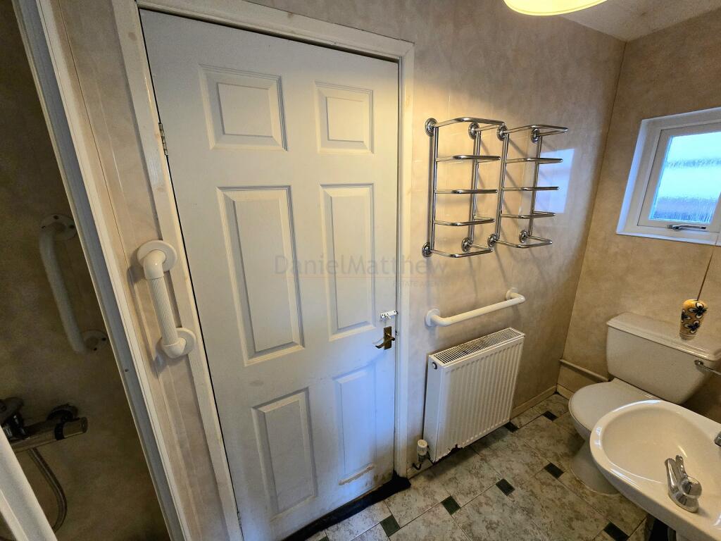 Shower Room / WC