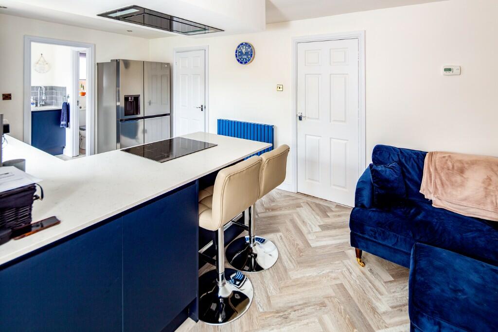 Kitchen/Bkfst/Family